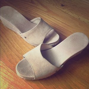 Ugg slides